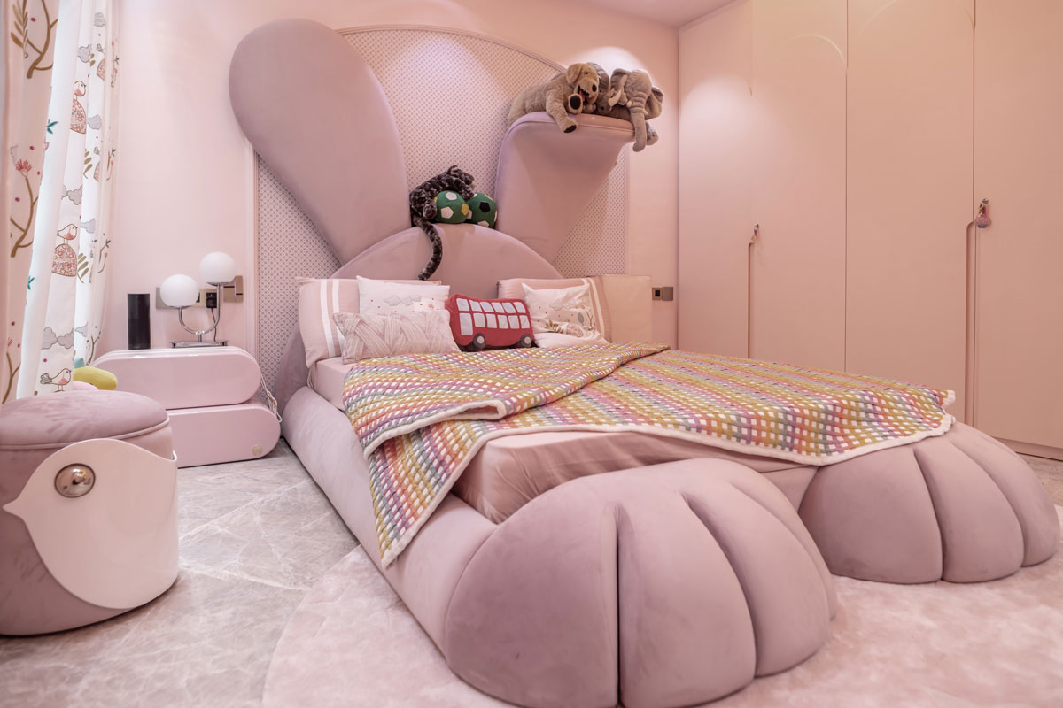 lusso designs residential apartment crest 10