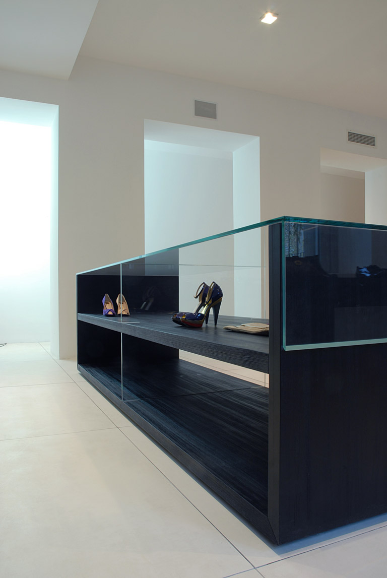 lusso designs retail bonini showroom 07